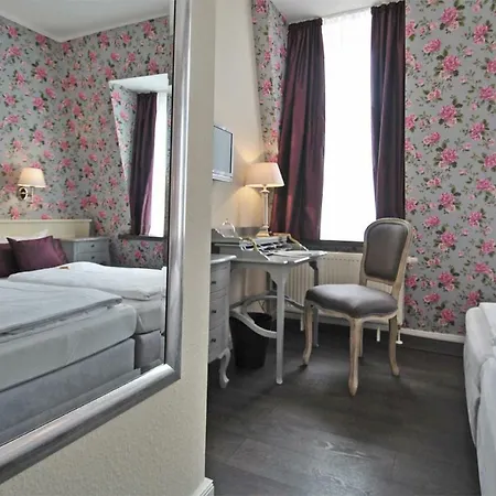 دومسبيتزين فندق 3*